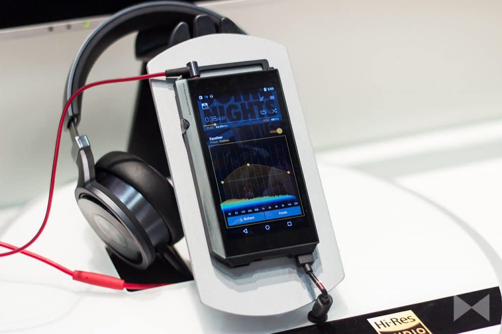 Onkyo DP-X1 vs. Pioneer XDP-100R: Unterschiede