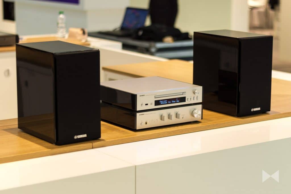 Yamaha MCR-870: Grand PianoCraft mit MusicCast