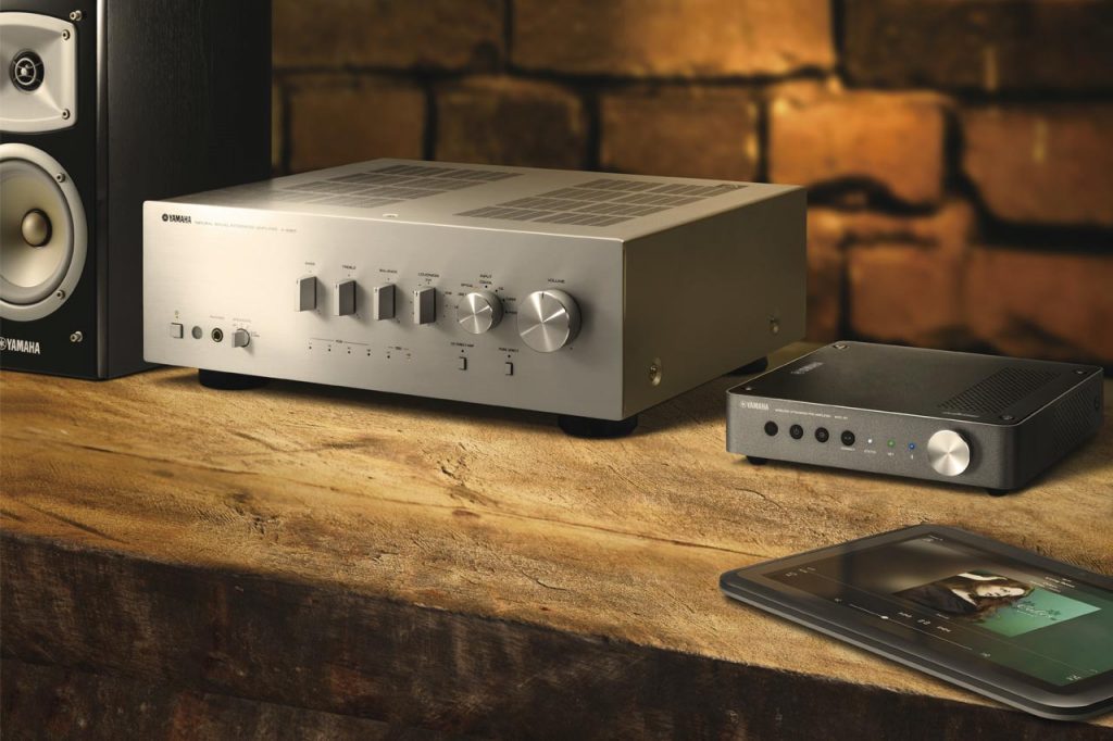 Yamaha A-S801: Verstärker empfängt PC-Signale