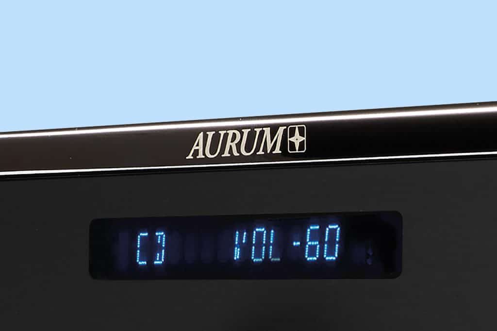 Aurum A8 / C8: Stereo-Verstärker und CD-Player von Quadral