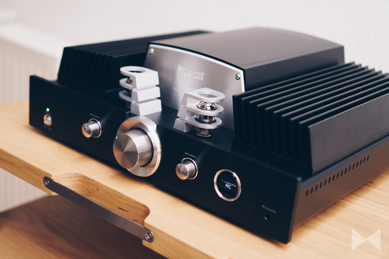 Magnat RV 4 Test: Hybrid-Röhrenverstärker mit Bluetooth