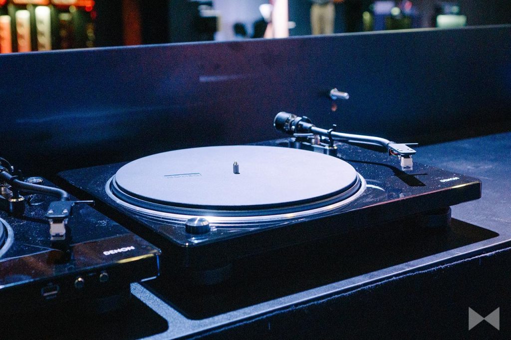 Denon DP-400 und DP-450USB: Pattenspieler mit A/D-Wandler