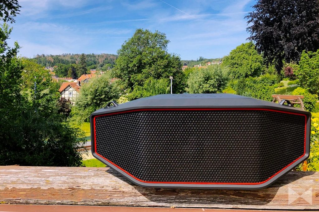 Teufel Rockster Cross Test: robuster Bluetooth-Lautsprecher mit Tragegurt