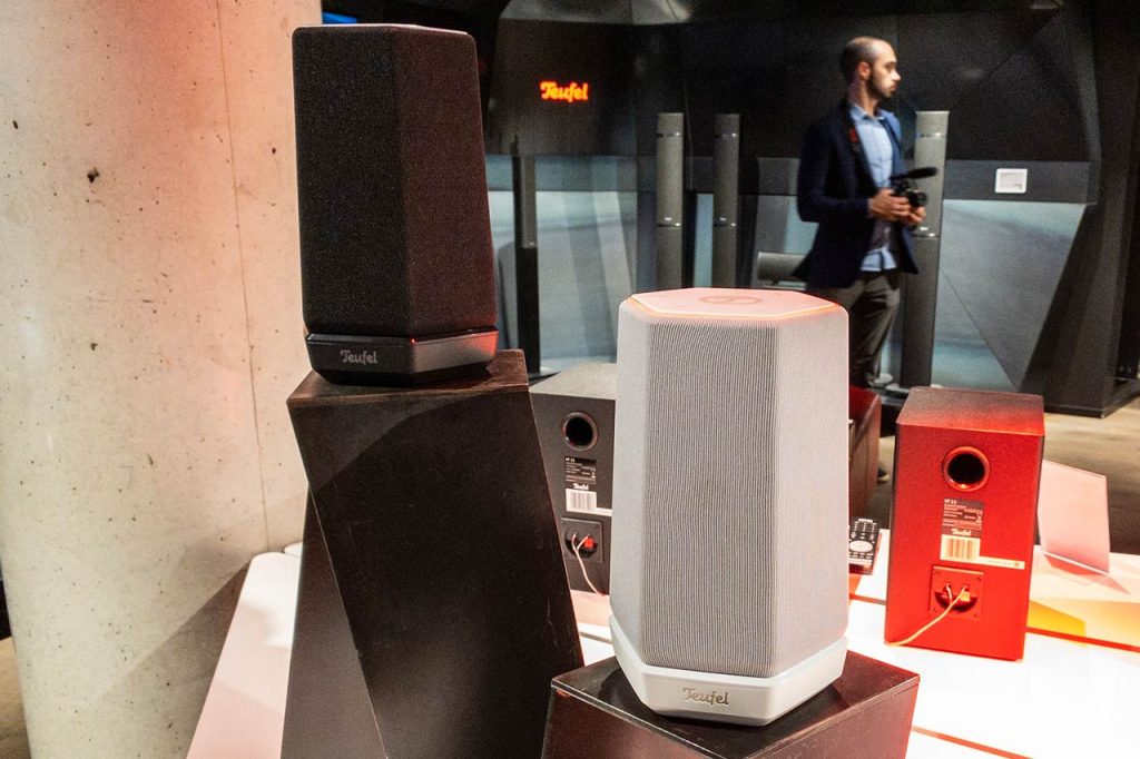 Teufel Holist M / Holist S: Alexa-Speaker mit WLAN und Bluetooth