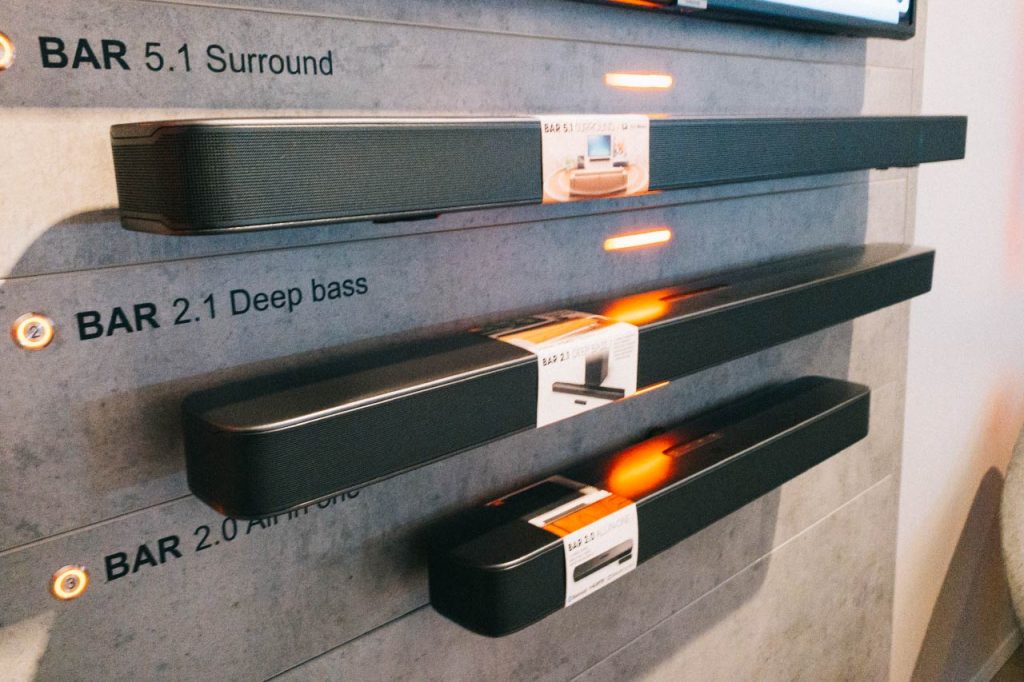 JBL Bar 5.1 Surround, Bar 2.1 Deep Bass, Bar 2.0: Soundbars zur IFA