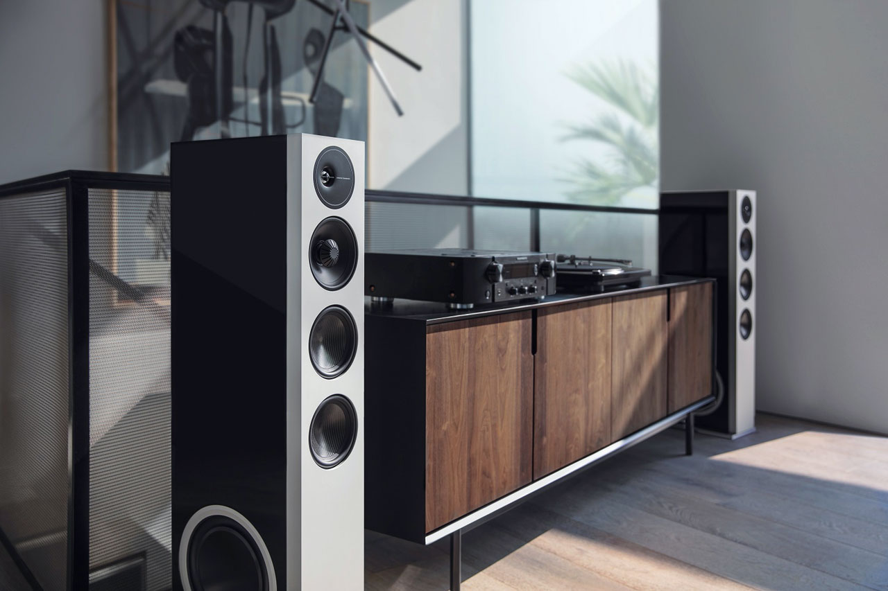 Definitive Technology Demand D17 und D15 Standlautsprecher
