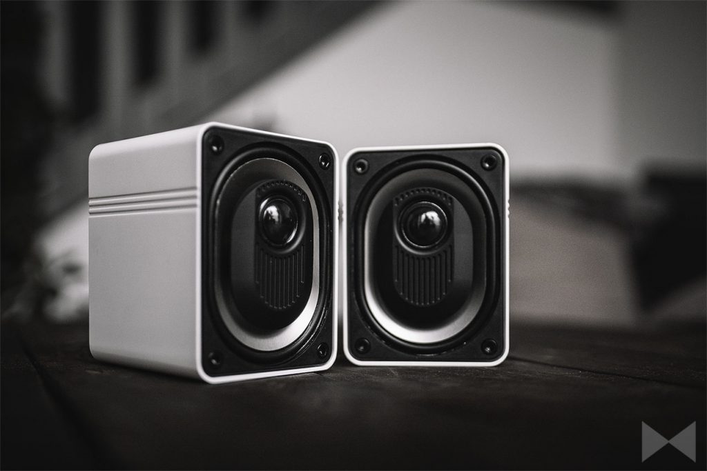 Elac BS 302 Test: Mini-Lautsprecher für Stereo und Surround