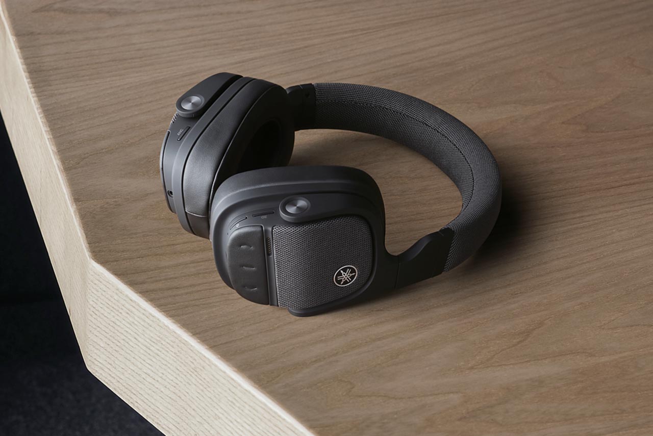 Yamaha YH-L700A: Cinema-3D-Kopfhörer mit Noise Cancelling