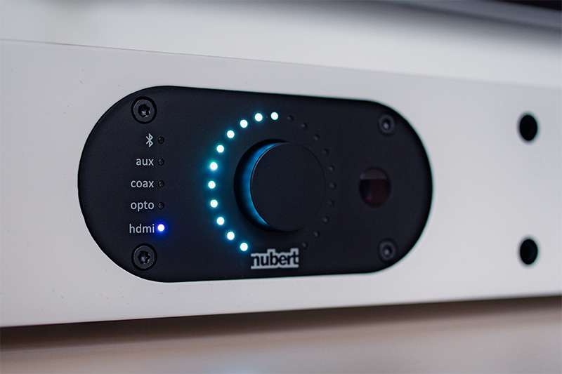 Die Bedienung der Soundbar ist intuitiv