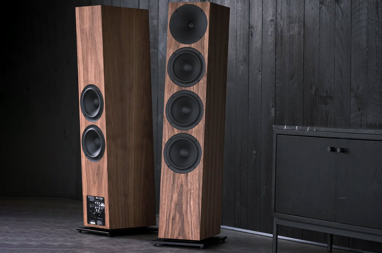 Buchardt Audio A700 LE: Aktiv-Standlautsprecher