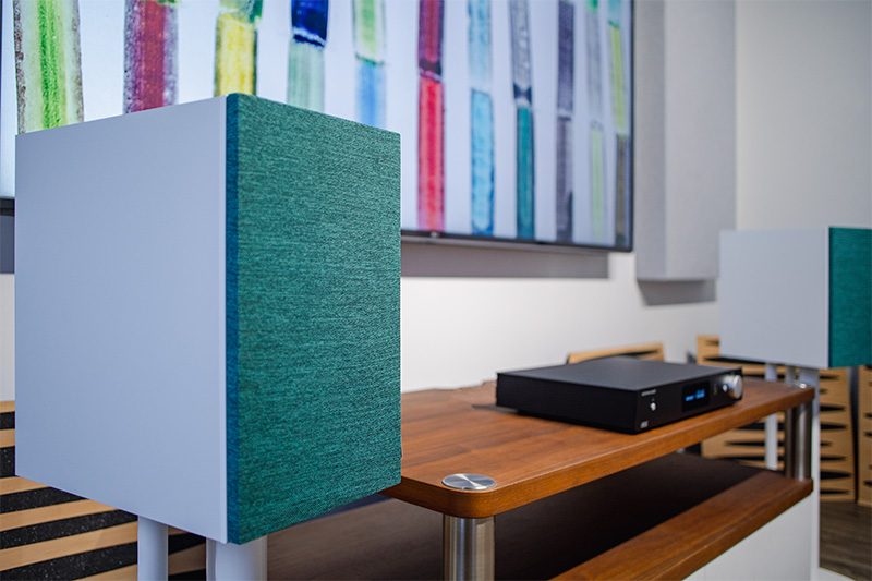 Die Regallautsprecher Nubert nuBoxx B-40 bieten ein stilvolles und schlichtes Design