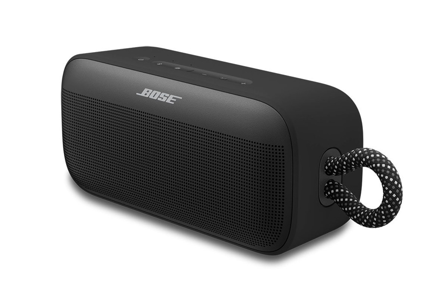 Im Hörtest überrascht der Bose SoundLink Plus mit einem erstaunlich großen Klangbild