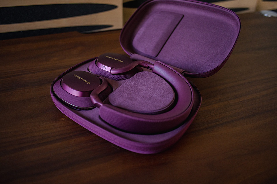 Der Lieferumfang enthält alles, was man im Alltag braucht: ein robustes Transport-Case