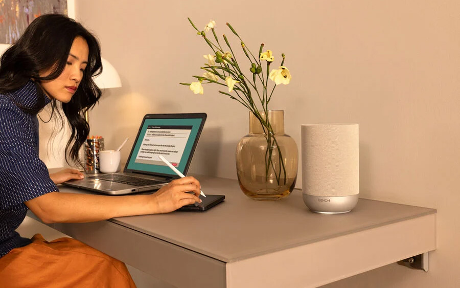 WLAN, Bluetooth und AirPlay 2 sind integriert