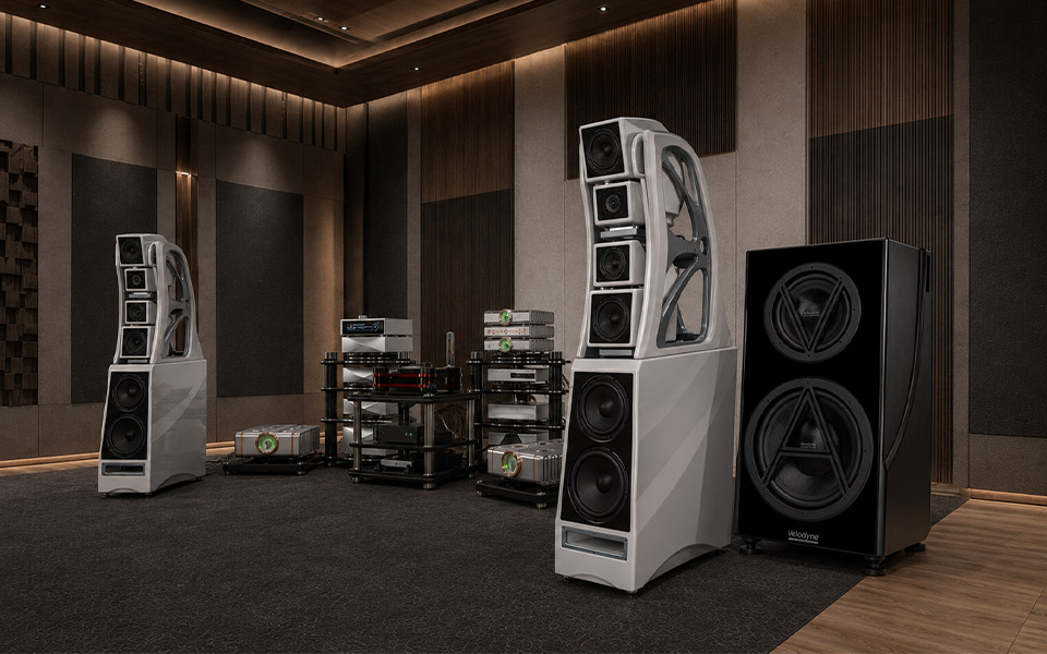 Velodyne Acoustics 1824: Subwoofer mit 7 Hz und 6.000 Watt