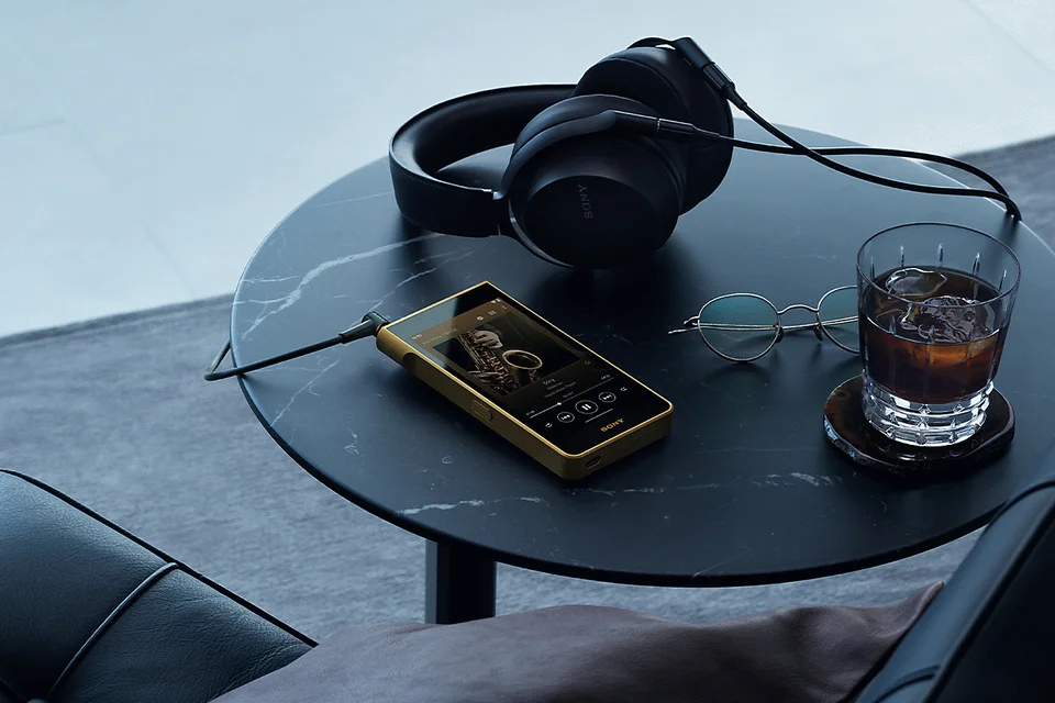 Sony NW-WM1ZM3: Goldener Walkman für Hi-Res-Audio